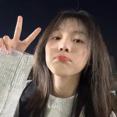 阎龙博